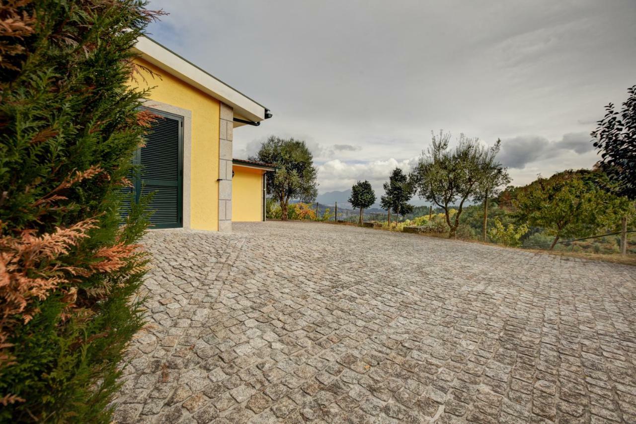Casa Dos Limoeiros Em Ribas Villa Celorico De Basto Luaran gambar